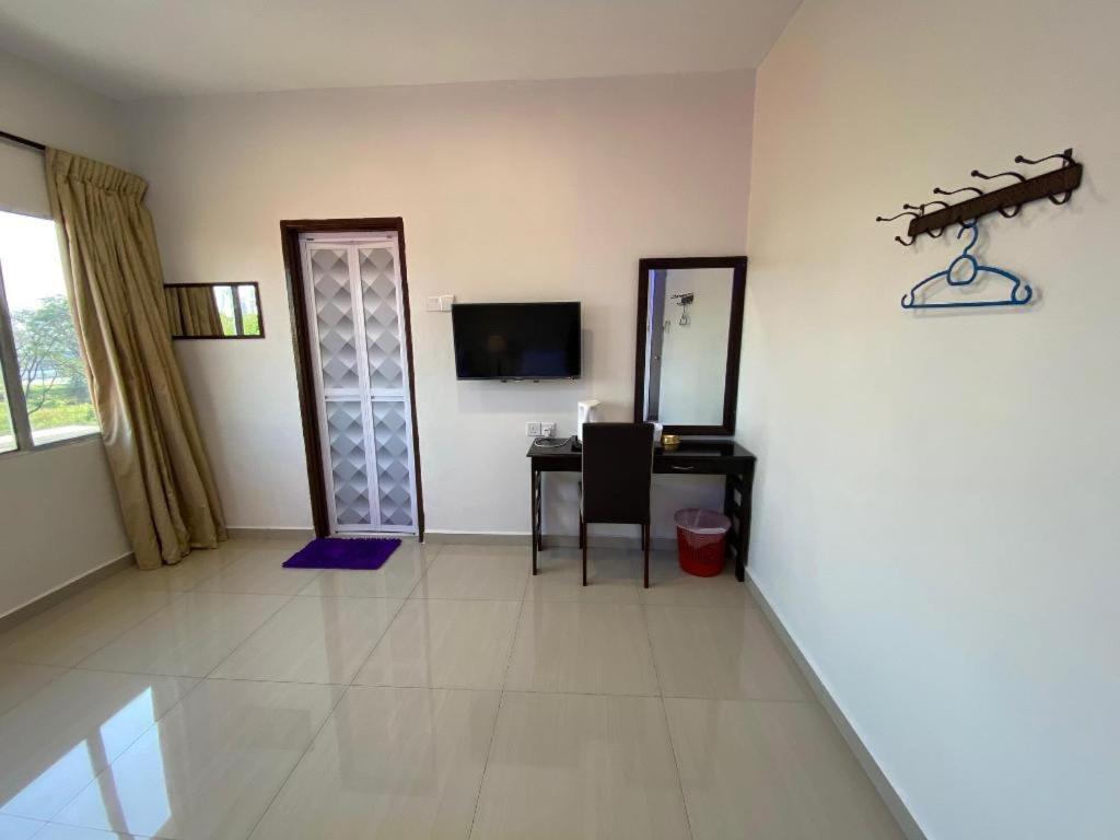 Sun Sega Hotel Perai Exterior photo